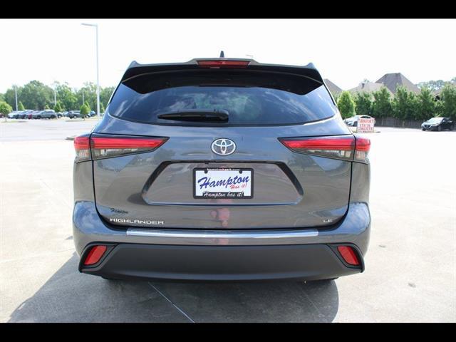 2023 Toyota Highlander LE