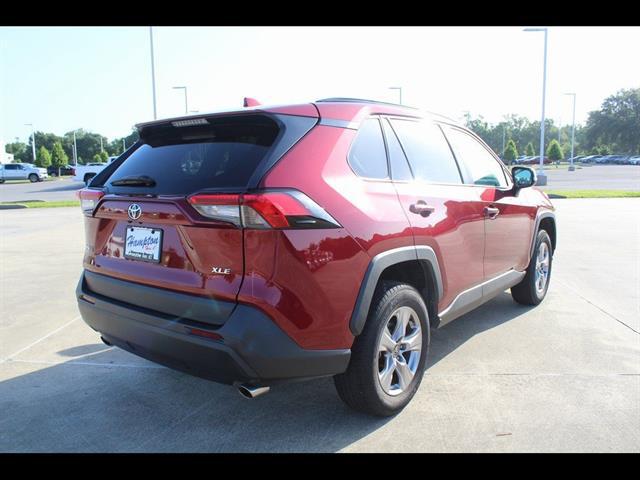 2022 Toyota RAV4 XLE