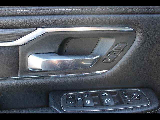 2024 Ram 1500 Laramie Crew Cab 4x2 5'7" Box