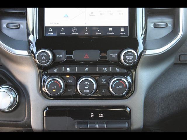 2024 Ram 1500 Laramie Crew Cab 4x2 5'7" Box
