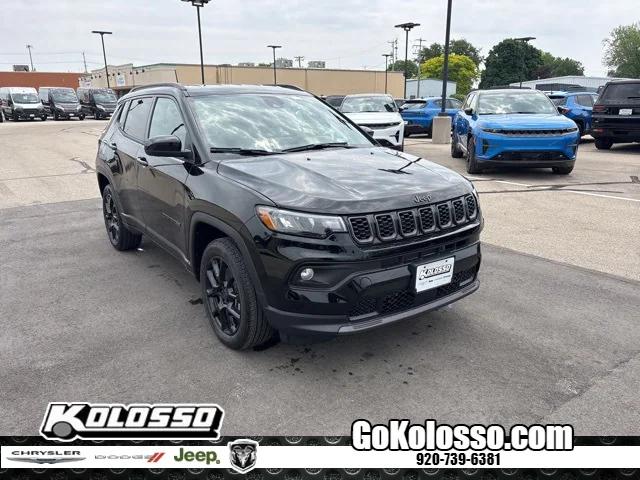 2025 Jeep Compass COMPASS LATITUDE 4X4