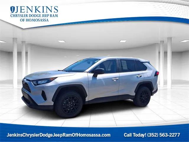 2022 Toyota RAV4 LE
