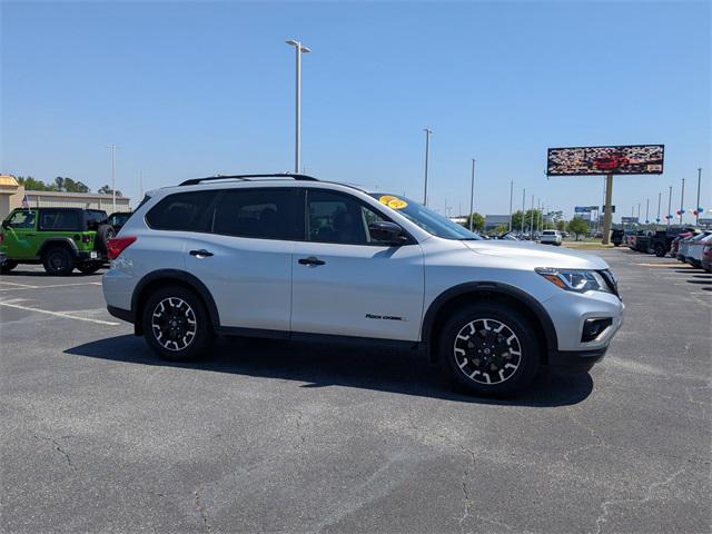2020 Nissan Pathfinder SL 2WD