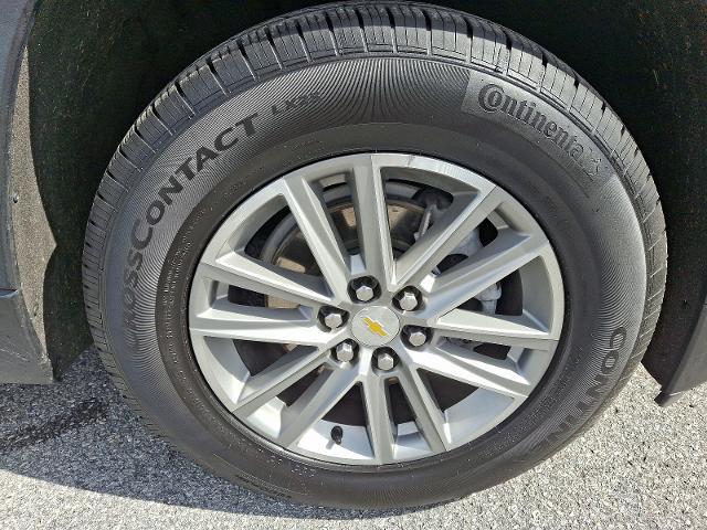 2022 Chevrolet Traverse AWD LT Cloth