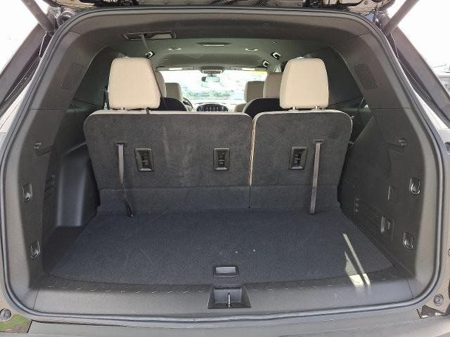 2022 Chevrolet Traverse AWD LT Cloth
