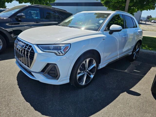 2020 Audi Q3 Premium Plus 45 TFSI S line quattro Tiptronic