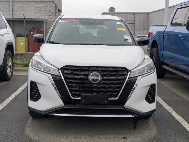 2024 Nissan Kicks S Xtronic CVT