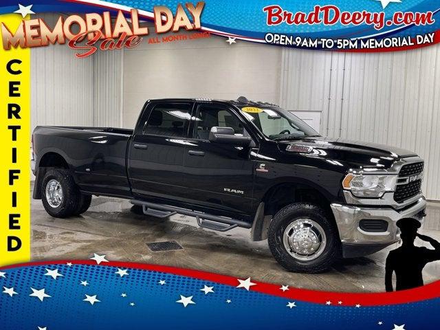 2022 RAM 3500 Big Horn Crew Cab 4x4 8 Box