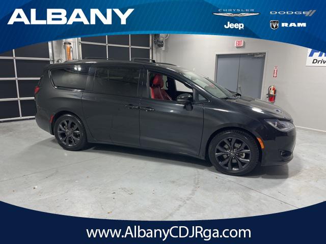 2020 Chrysler Pacifica Red S Edition