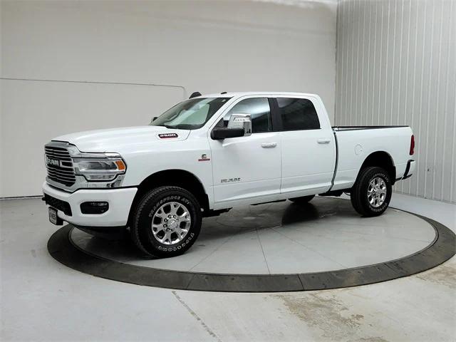 2024 RAM 2500 Laramie Crew Cab 4x4 64 Box