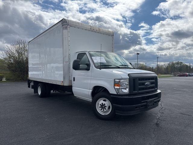 2024 Ford E-350 Cutaway Base Cutaway