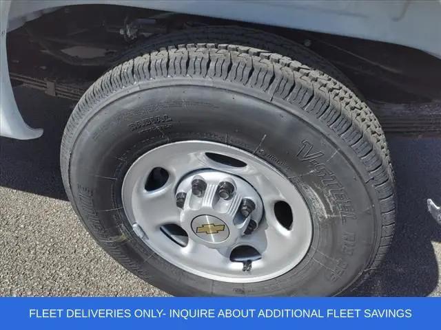 2025 Chevrolet Express Cargo Van RWD 3500 Extended Wheelbase WT