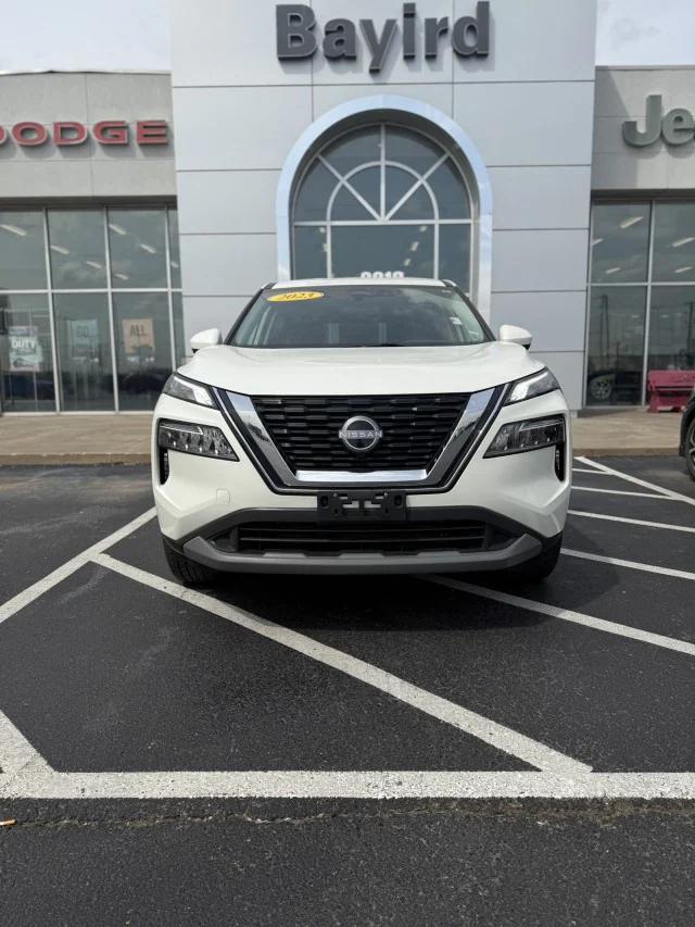 2023 Nissan Rogue SV FWD