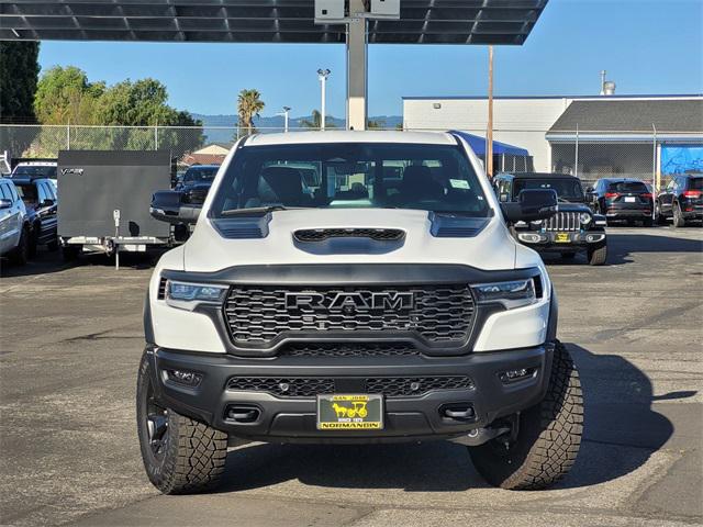 2025 RAM Ram 1500 RAM 1500 RHO CREW CAB 4X4 57 BOX