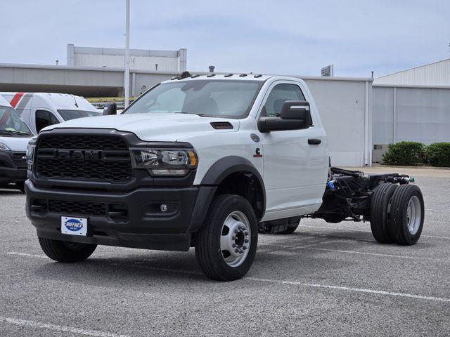 2024 RAM Ram 5500 Chassis Cab RAM 5500 TRADESMAN CHASSIS REGULAR CAB 4X2 84 CA