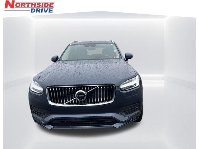 2022 Volvo XC90 T6 Momentum 7 Passenger