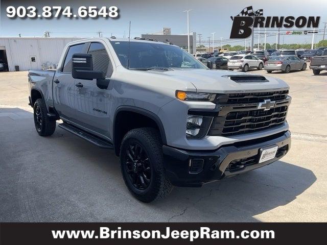 2025 Chevrolet Silverado 2500HD 4WD Crew Cab Standard Bed Custom