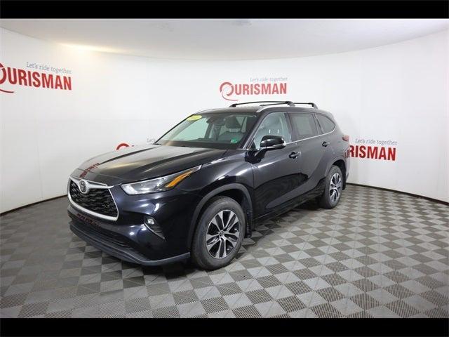 2022 Toyota Highlander XLE 2022 Toyota Highlander XLE
