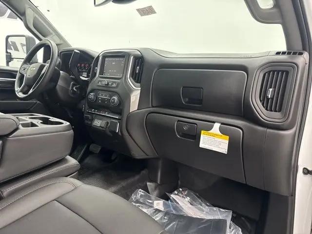 2025 Chevrolet Silverado 3500HD Work Truck