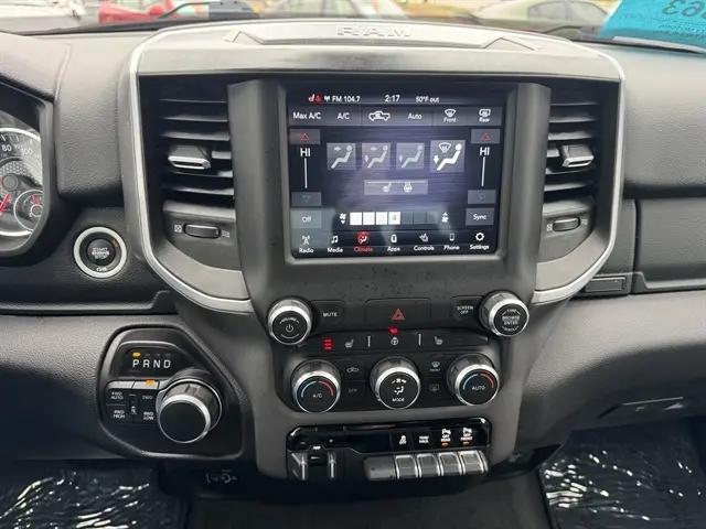 2021 Ram 1500 Big Horn Crew Cab 4x4 6'4" Box