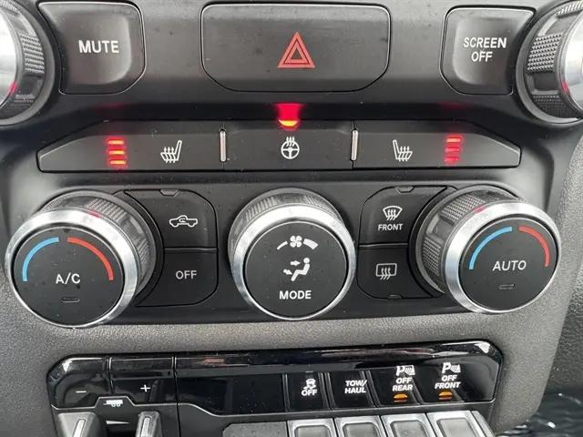 2021 Ram 1500 Big Horn Crew Cab 4x4 6'4" Box