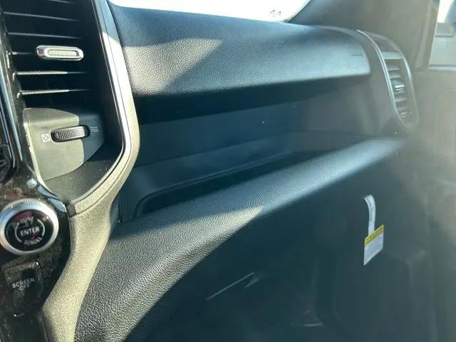 2025 Ram 2500 Tradesman Crew Cab 4x4 6'4" Box