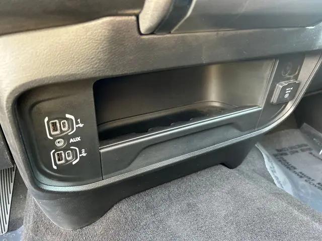 2025 Ram 2500 Tradesman Crew Cab 4x4 6'4" Box