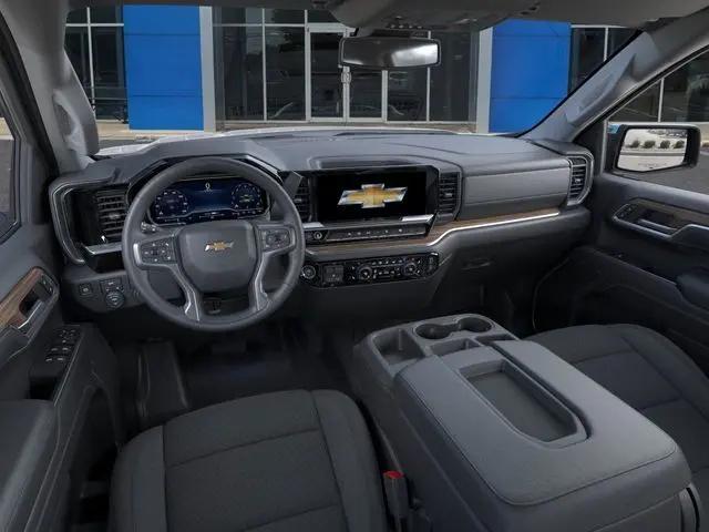 2025 Chevrolet Silverado 1500 2WD Crew Cab Standard Bed LT