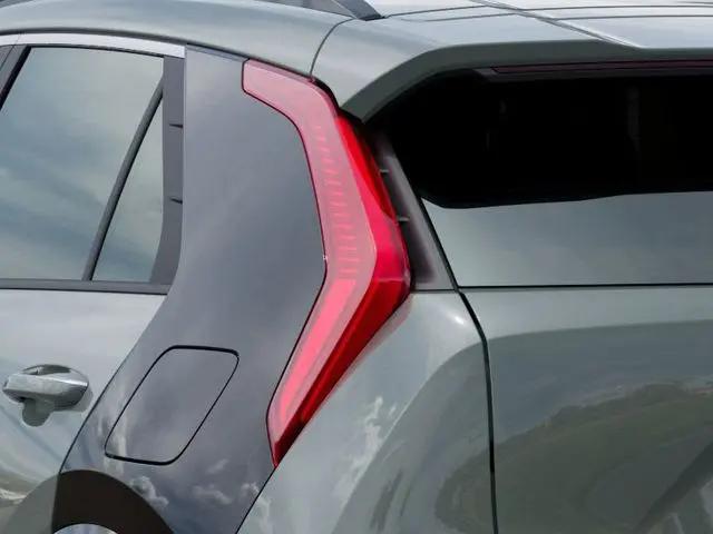 2025 Kia Niro SX Touring