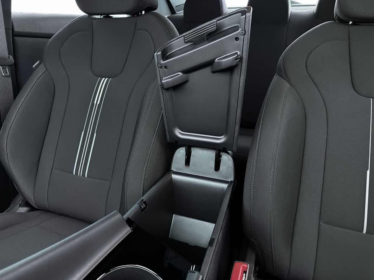 2025 Hyundai Elantra Blue - Photo 18