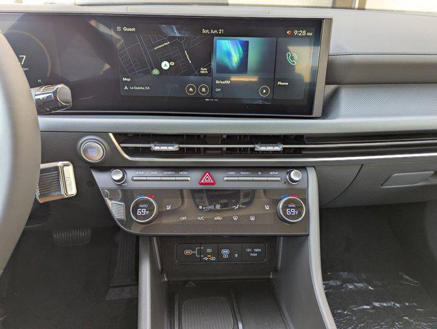 2025 Hyundai Sonata SEL - Photo 17