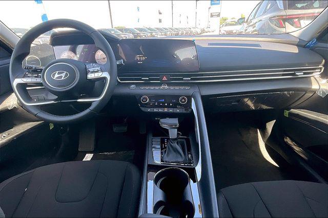 New 2025 Hyundai Elantra For Sale in Olive Branch, MS