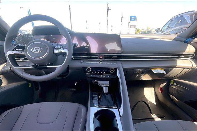 New 2025 Hyundai Elantra For Sale in Olive Branch, MS