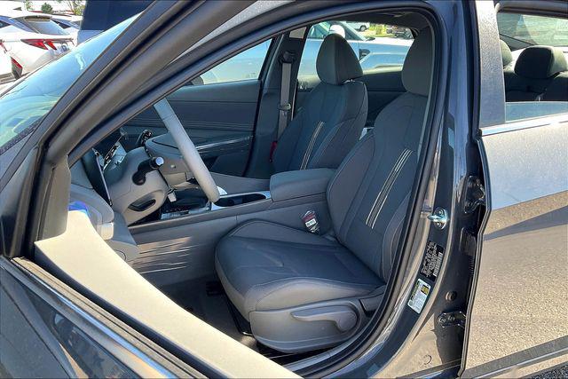 New 2025 Hyundai Elantra For Sale in Olive Branch, MS