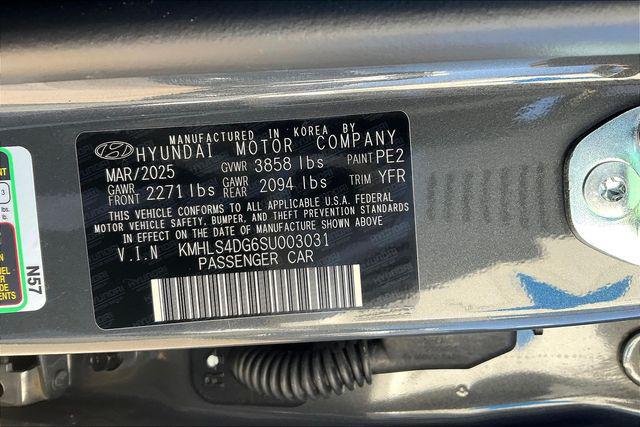 New 2025 Hyundai Elantra For Sale in Olive Branch, MS