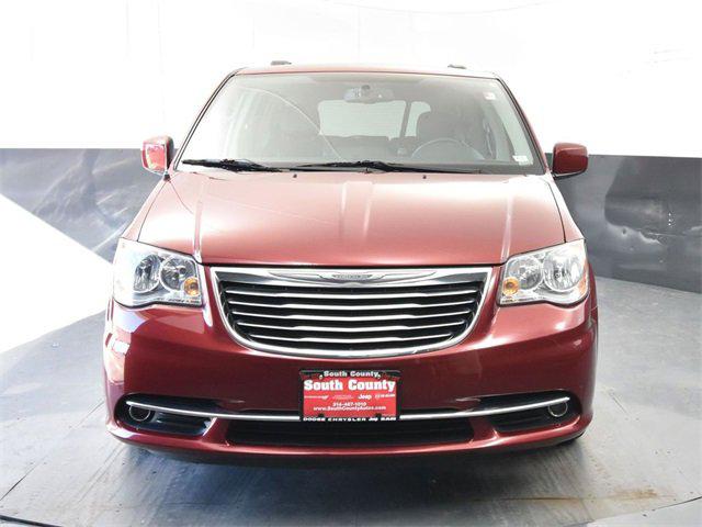 2016 Chrysler Town and Country Touring