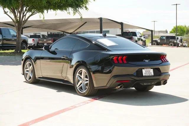 2024 Ford Mustang EcoBoost Fastback