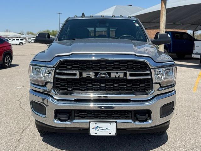 2022 RAM 2500 Tradesman Crew Cab 4x4 64 Box