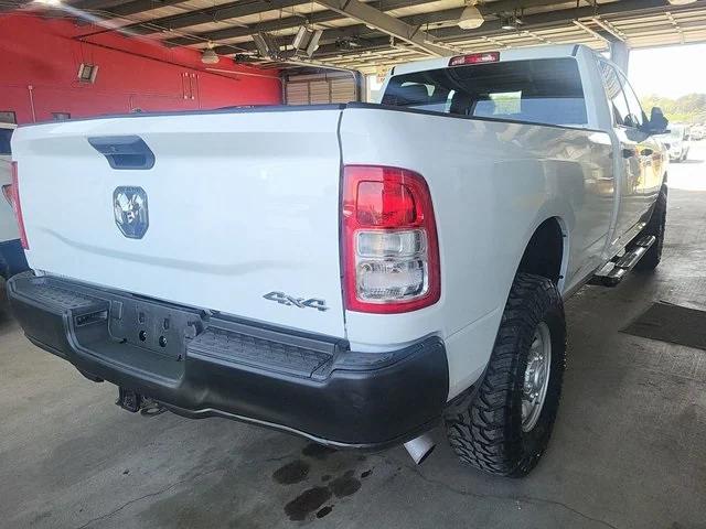 2022 RAM 2500 Tradesman Crew Cab 4x4 8 Box