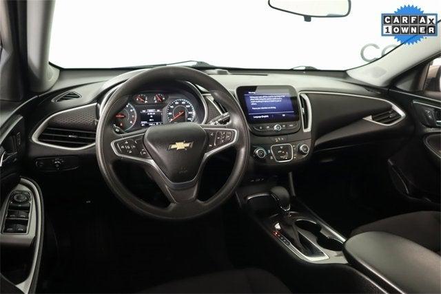 2022 Chevrolet Malibu FWD 1FL