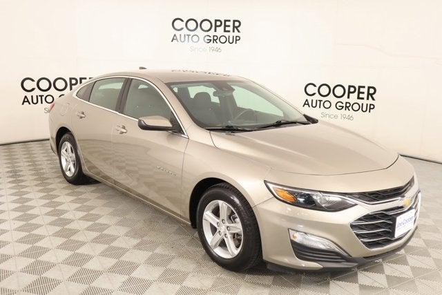 2022 Chevrolet Malibu FWD 1FL