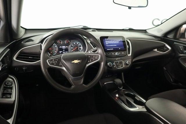 2022 Chevrolet Malibu FWD 1FL