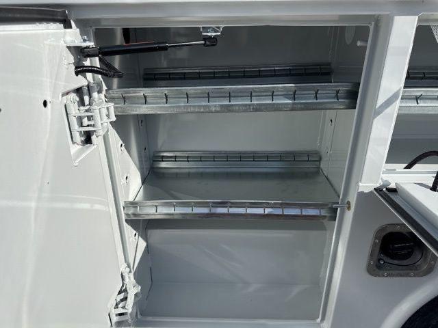 2025 GMC Savana Cutaway Work Van