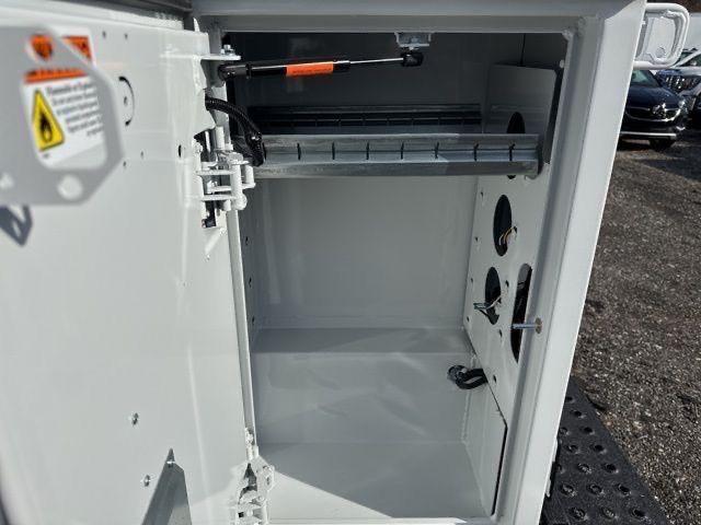2025 GMC Savana Cutaway Work Van