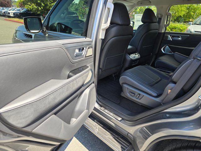 2025 INFINITI QX80 SENSORY AWD
