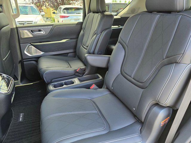 2025 INFINITI QX80 SENSORY AWD