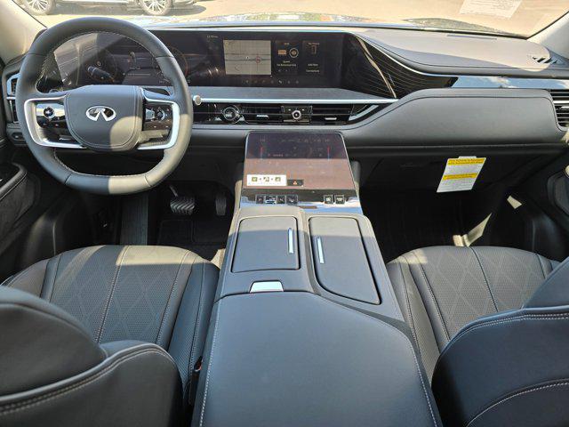 2025 INFINITI QX80 SENSORY AWD