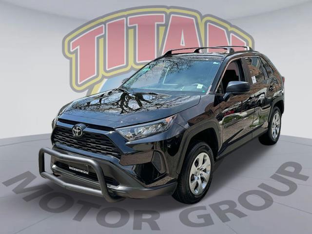2021 Toyota RAV4 LE [2]