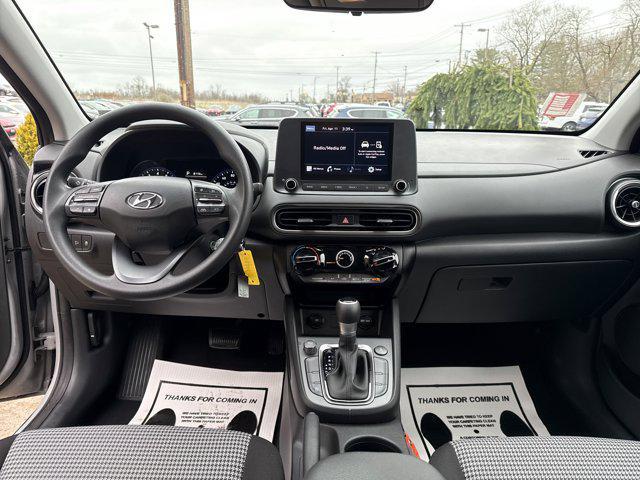 2022 Hyundai Kona SE
