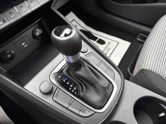 2022 Hyundai Kona SE
